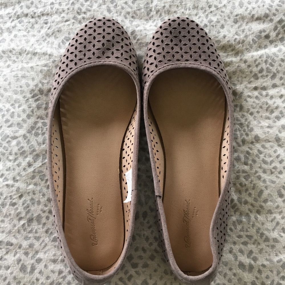 Universal Thread ballet flats. Worn twice.